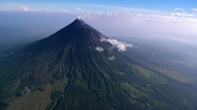 MOST ACTIVE. Mayon Volcano, known for its near-perfect cone shape, is the most active volcano in the Philippines. Photo by Naoki Mengua/Rappler  