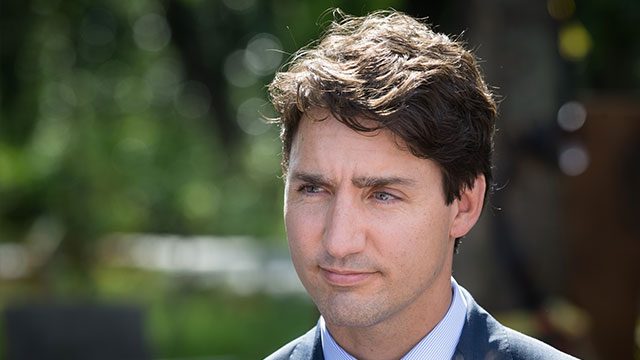 Justin Trudeau opens bruising Canada election campaign
