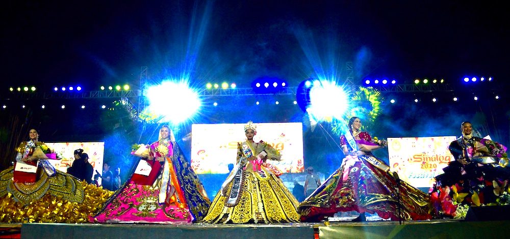 QUEEN AND HER COURT. Sinulog Festival Queen 2020 Monika Afable (middle) and her court. Photo by Jasper Ylanan  