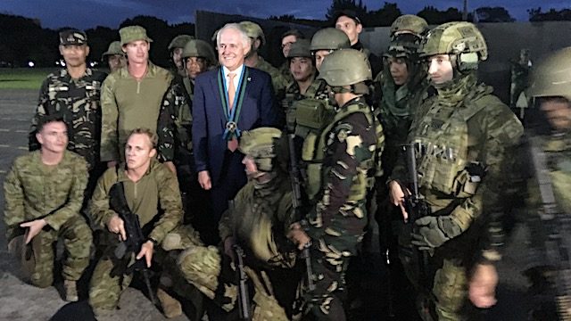 Turnbull visits Camp Aguinaldo, witnesses PH-Australia war game