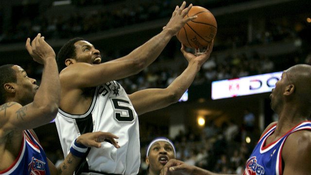 Robert Horry, seen here in a 2005 game with the Spurs, is one of two players to win at least 7 NBA titles. Photo by Gary C. Caskey/EPA