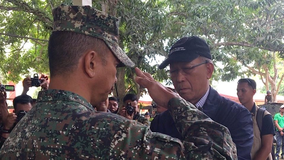 ZERO CASUALTY. Colonel Antonio Rosario led the Marines Special Operations Group in an encounter with 60 Abu Sayyaf bandits. Rappler photo 