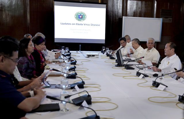 EBOLA UPDATE. Presideng Benigno Aquino III asks questions to Health Undersecretary Janet Garin (middle) at a Palace meeting on updates on the Ebola virus on October 29, 2014. Health Secretary Enrique Ona, who is on 'official leave,' was not present. Photo from Malacañang Photo Bureau