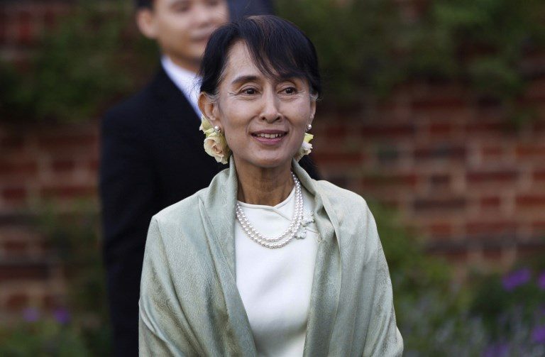 Oxford college removes Suu Kyi portrait