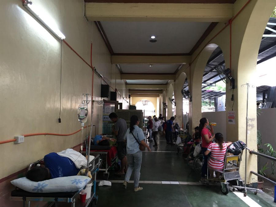 HEALTH SERVICES. Health care networks will be managed by province and city under the new Universal Health Care Law. File photo by Sofia Tomacruz/Rappler 