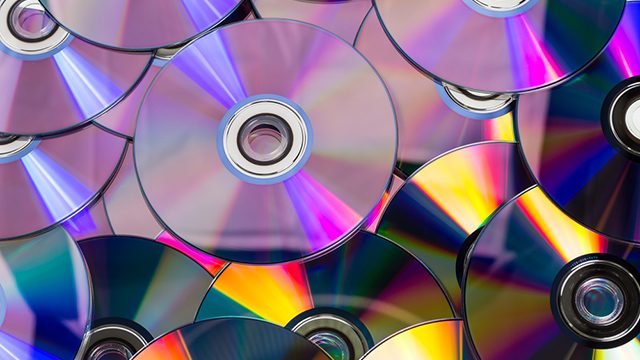 CD sales plummet in US as streaming rises