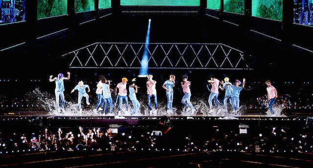 SEVENTEEN sukses membuka tur dunia lewat konser perdana di Seoul