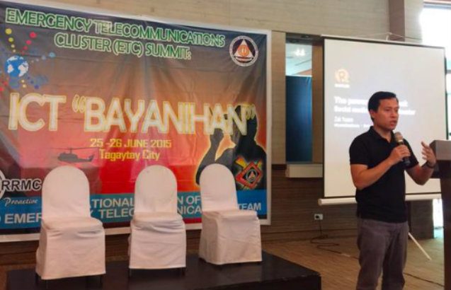 SOCIAL MEDIA AND DISASTERS. Rapper's Zak Yukon presents Project Agos to the various groups represented in the ICT Bayanihan Summit. Photo: Jed Alegado/Rappler 
