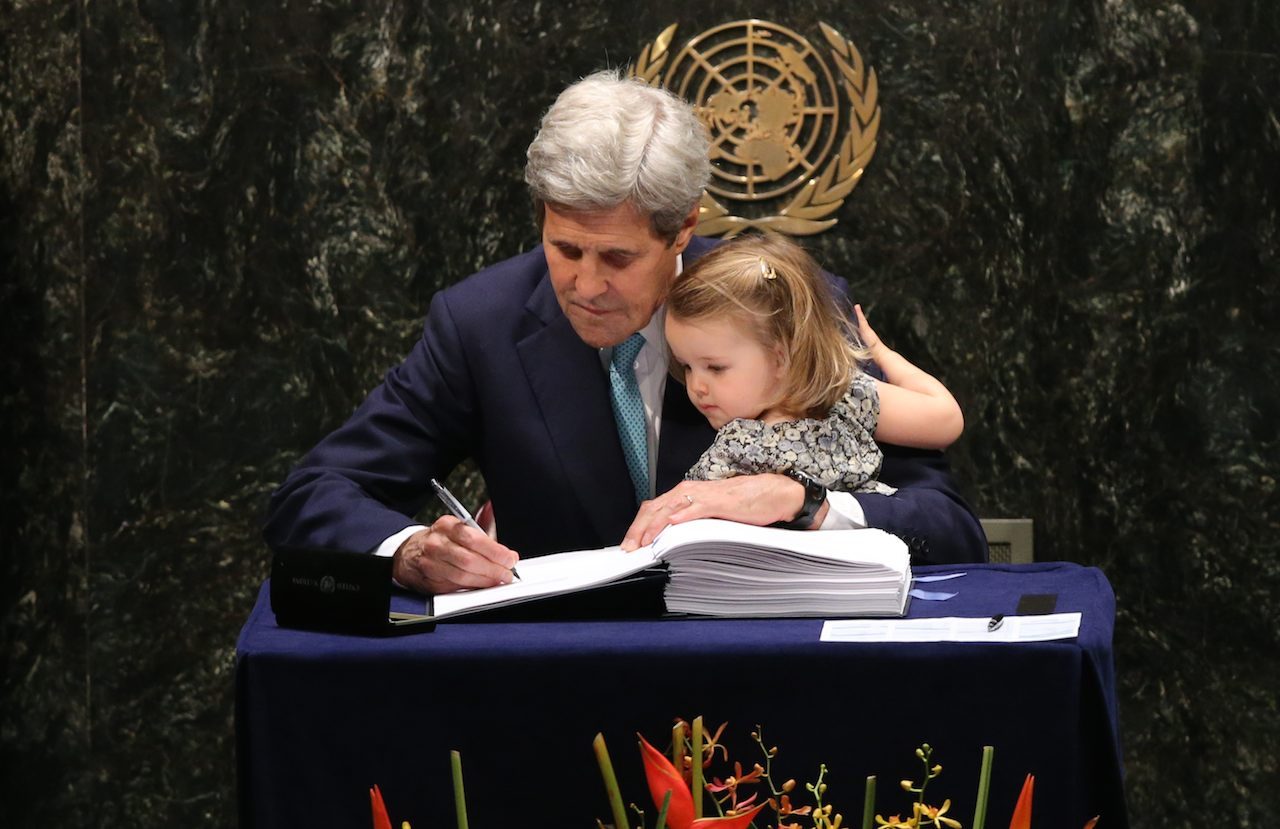 175 countries sign Paris climate deal – UN