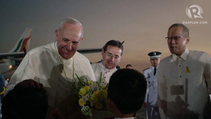2 kids get first hug from Pope Francis