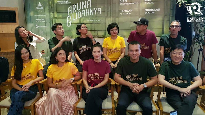 Para aktor, sutradara, dan produser film 'Aruna dan Lidahnya'. Foto oleh Sakinah Ummu Haniy/Rappler 