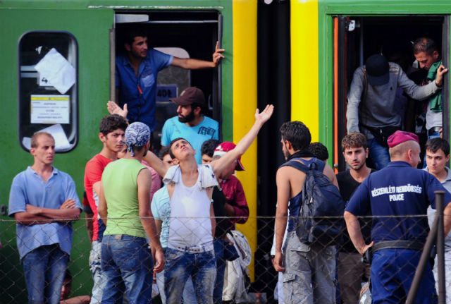 Europe asylum laws face scrutiny in migrant crisis
