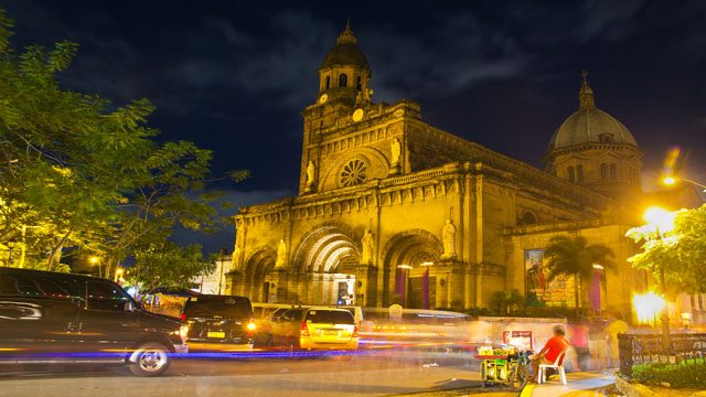 THE MANILA CATHEDRAL is one of the destinations of Manila-based Visita Iglesias. Photo by Eric Merced from Wikimedia Commons