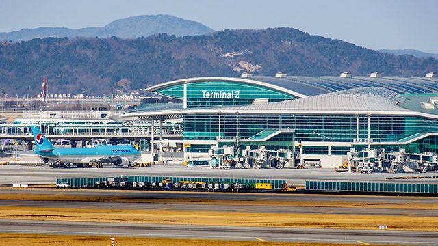 RUNWAY MEASURES. Incheon International Airpot is equipped with a runway incursion monitoring and conflict alert system (RIMCAS) in preparation for possible mishaps. Shutterstock image 