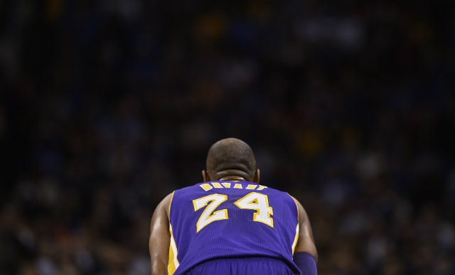 Kobe Bryant plays his final road game against the Oklahoma City Thunder. Photo by Larry W. Smith/EPA 