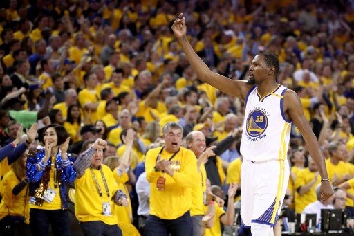 Durant said to sign two-year deal with Warriors
