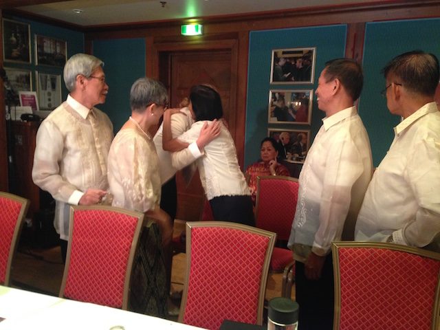 NEGOTIATORS. Norway's Special Envoy to the Philippine Peace Process Ambassador Elisabeth Slattum welcomes Wilma Tiamzon to the peace negotiation 