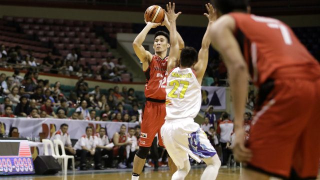 Belo, DiGregorio catch fire as Blackwater beats Rain or Shine for first time