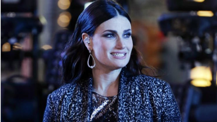 Idina Menzel tweets after botching ‘Let It Go’ note at New Year’s Eve show