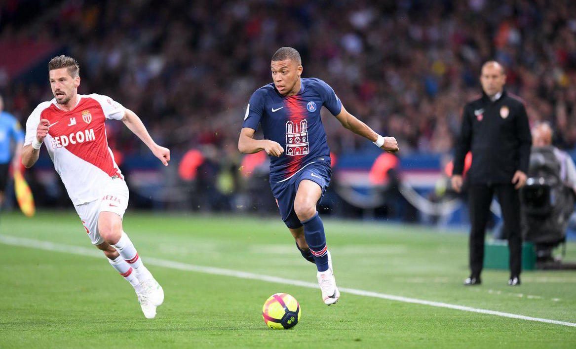 Mbappe to stay in PSG after copping Ligue 1 title