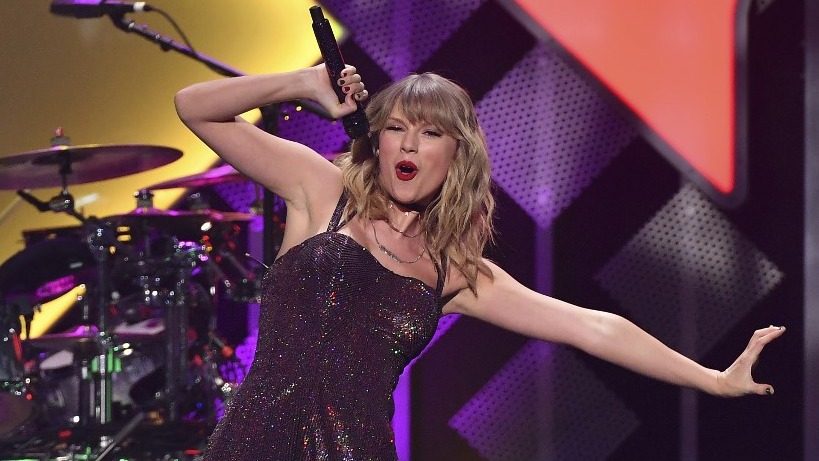 Taylor Swift to broadcast special Paris concert