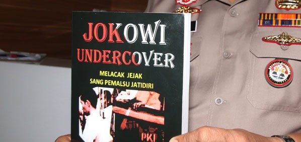 DIVONIS. Penulis buku 'Jokowi Undercover', Bambang Tri M divonis tiga tahun penjara. Foto oleh ANTARA 