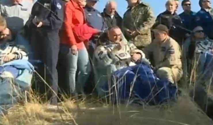 Russian, American astronauts return to Earth