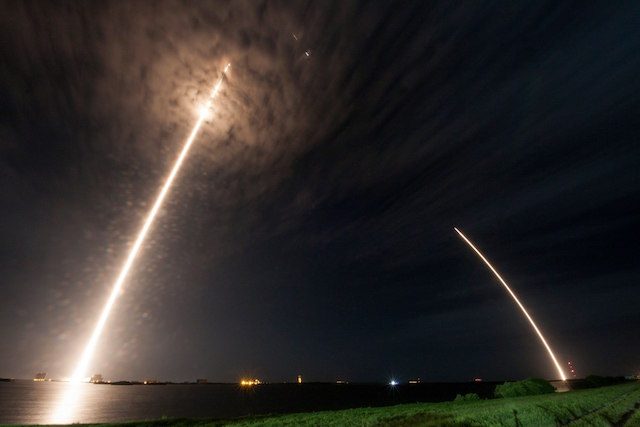 SpaceX announces new plan to send tourist around moon