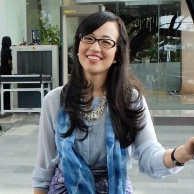 DOKTER AKTIVIS. Sophia Hage adalah seorang dokter lulusah Fakultas Kedokteran Universitas Indonesia, dia aktivis di @LenteraID dan @selamatkanibu Foto diambil dari Twitter. 
