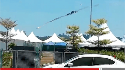 Detik-detik 2 pesawat aerobatik Indonesia jatuh di Malaysia