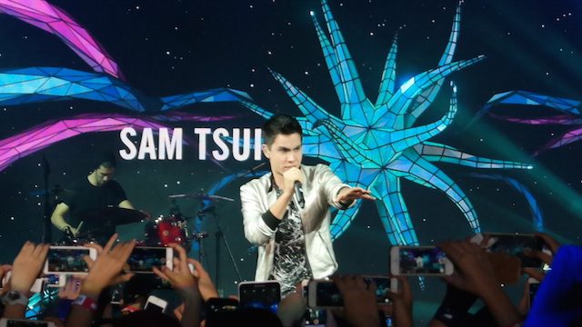 PENUTUP. Penampilan YouTuber Amerika Serikat Sam Tsui menjadi penutup acara YouTube FanFest Indonesia 2015. Foto oleh Sakinah Ummu Haniy/Rappler 