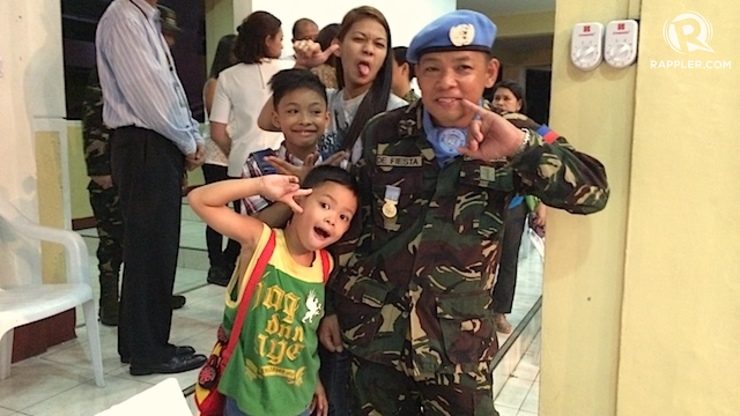 EARLY CHRISTMAS. Staff Sergeant Viktor De Fiesta says Christmas means spending time with the family. Rappler photo