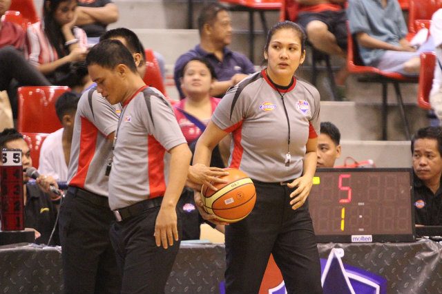First PBA D-League female referee Jane Umaña. Photo by Nuki Sabio/PBA Images 