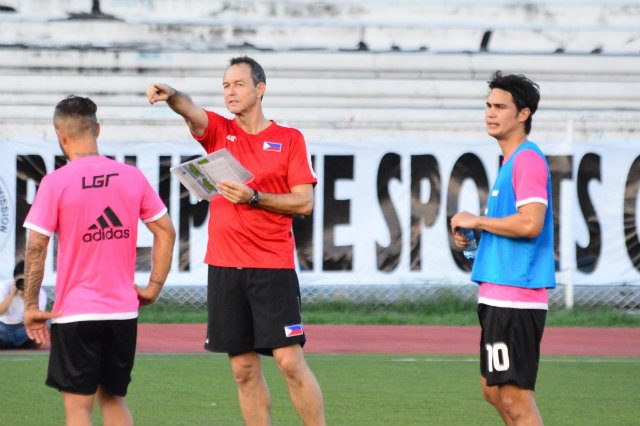 Dooley signs two-year extension to coach Azkals
