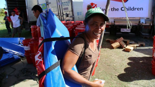 Save the Children distributes lifesaving relief supplies in Casiguran Aurora and aims to reach 8000 families in its emergency response 