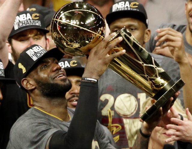 LeBron named MVP, in tears after Cavs win