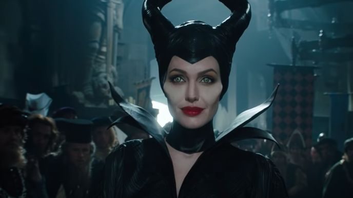 Angelina Jolie returns for ’Maleficent 2’ in 2019