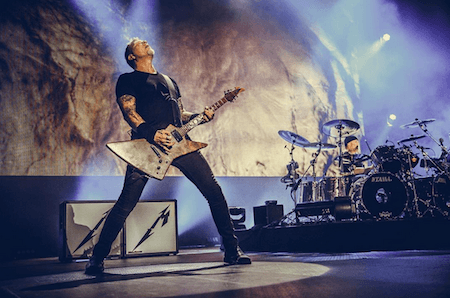 James Hetfield, vokalis Metallica, saat tampil di Puerto Rico pekan lalu. Foto dari akun instagram Metallica. 