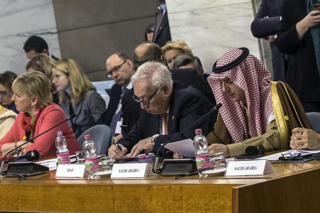 Priority of any Syria ground op must be ISIS – Saudi minister