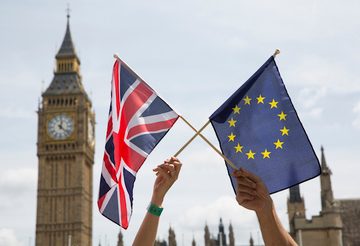 Britain blocking EU military HQ – sources