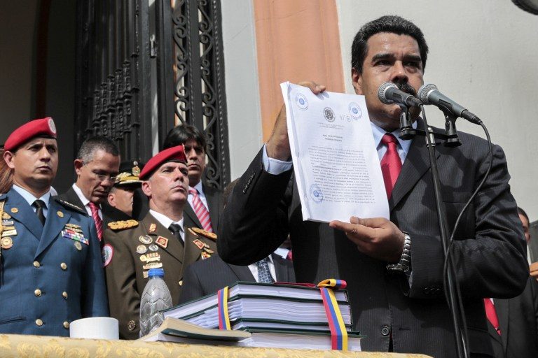 Bypassing congress, Maduro decrees Venezuela budget