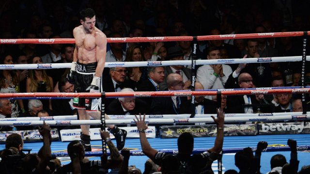 VIDEO: Froch scores one-punch KO of rival Groves