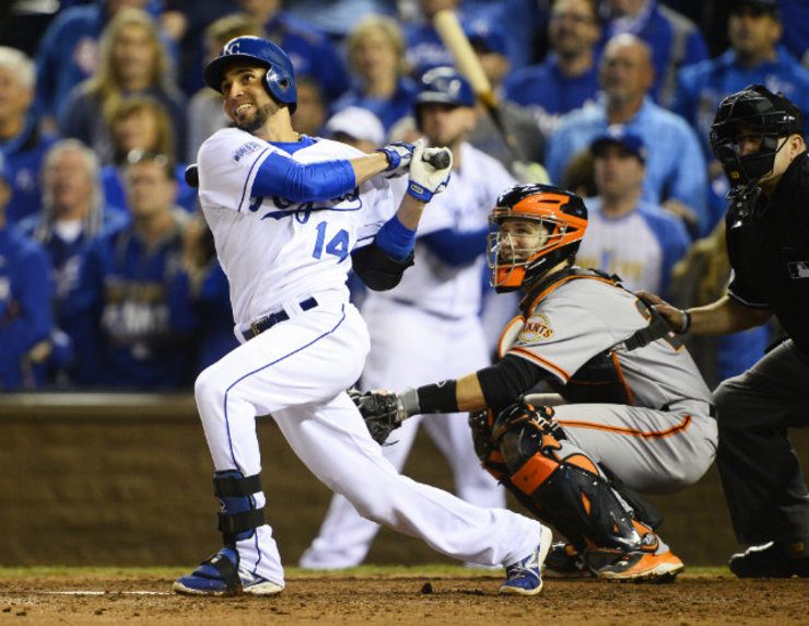 Royals rip Giants, pull even in World Series