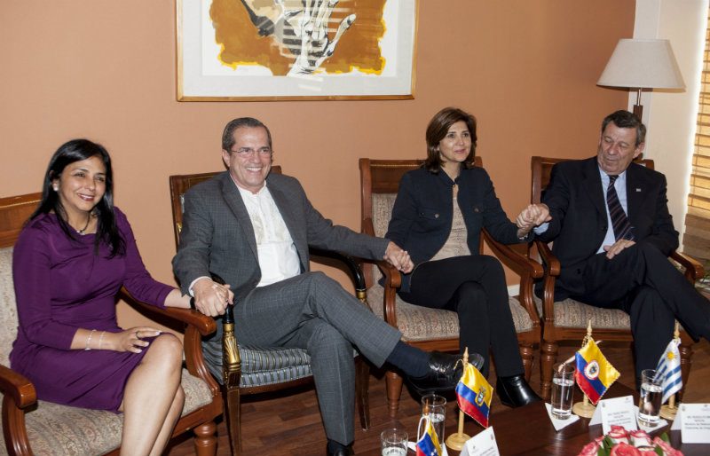 Colombia, Venezuela renew ties amid border crisis