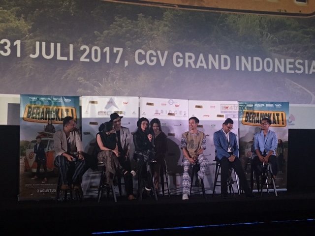'BERANGKAT'. Para pemeran dan pendukung film 'Berangkat' saat gelaran press conference, Senin, 31 Juli di CGV Grand Indonesia. Foto oleh Tiara A. Tobing/Rappler 