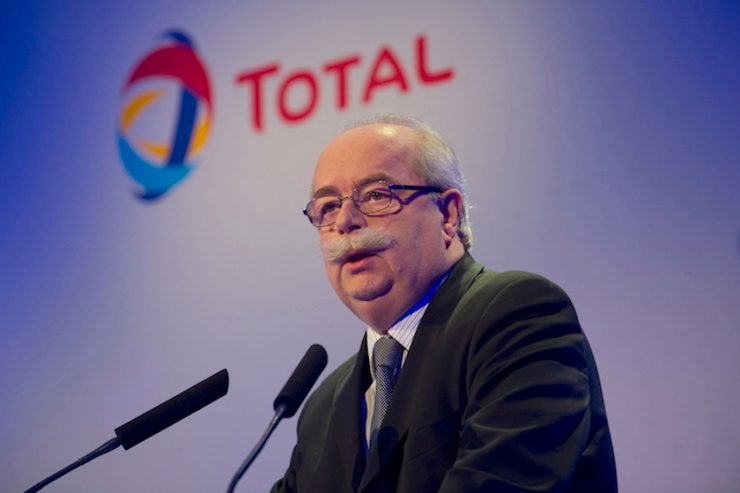 Oil giant Total names new heads to replace late CEO