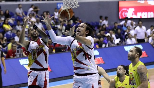 San Miguel thwarts TNT to keep PH Cup title bid alive