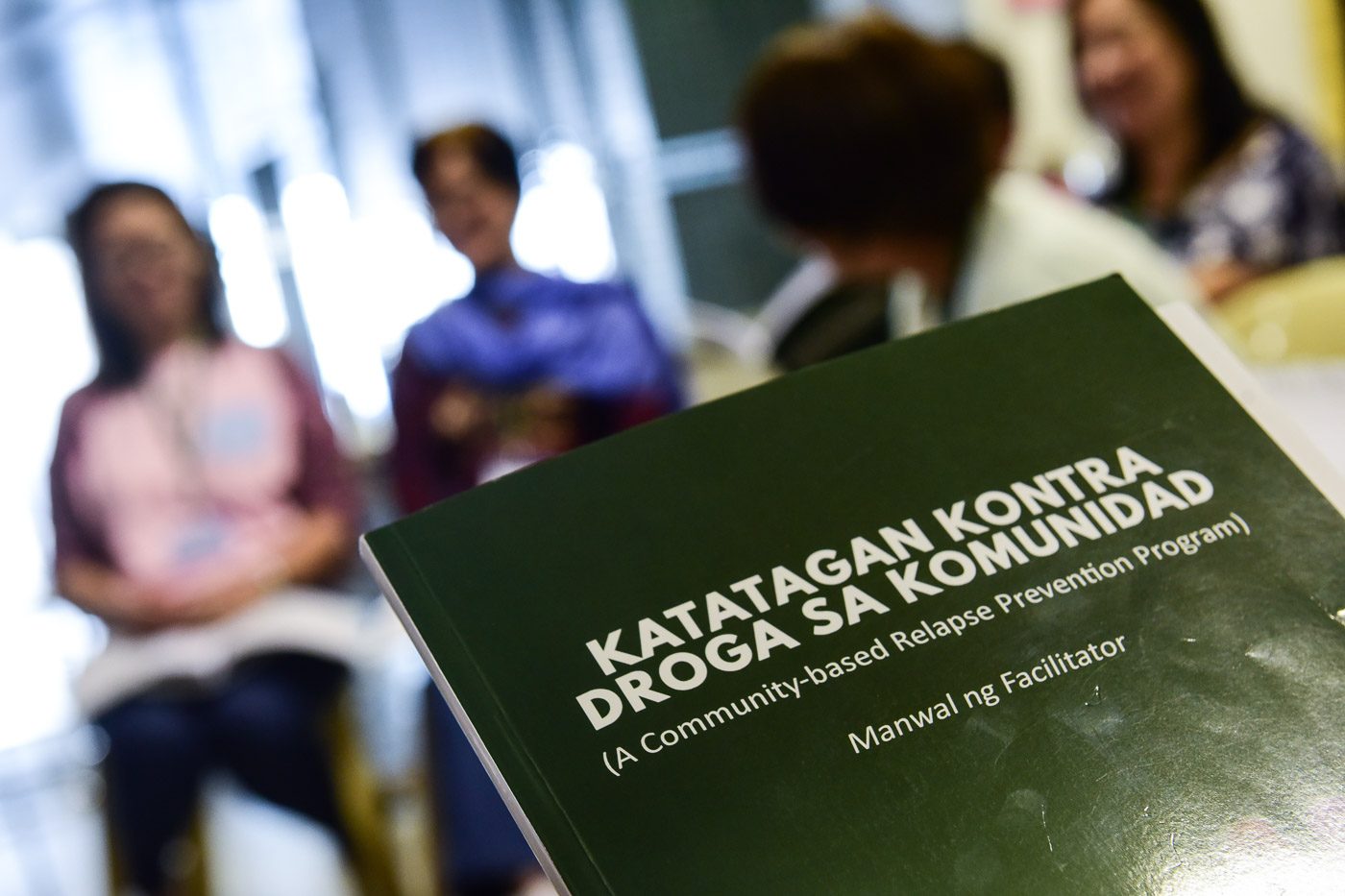 KONTRA DROGA. The Psychological Association of the Philippines and De La Salle University conduct training for facilitators for a community-based approach to the Philippines' drug problem. Photo by Alecs Ongcal/Rappler  