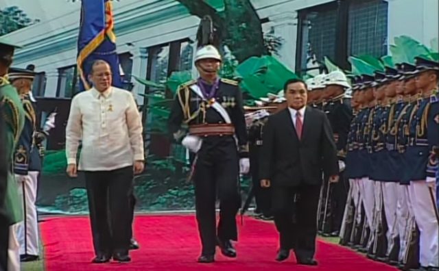 Then Laos prime minister Thongsing Thammavong in Malacañang in May 2012. Screenshot from RTVM 