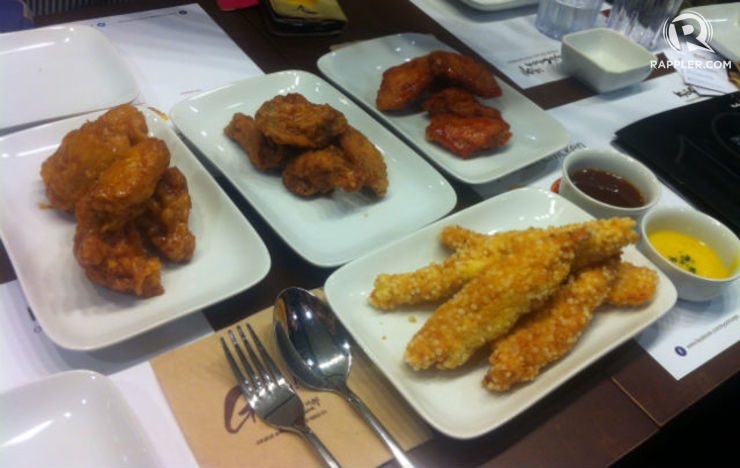 CHOOSE YOUR CHICKEN. Kyochon offers four variants. Clockwise from left: Honey, Original, Red, and Soon-Sal. Photo by Carol Ramoran/Rappler